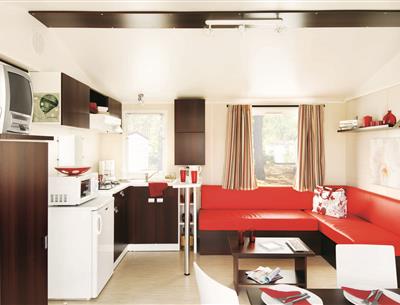 Mobile home rental in Pornichet - Comfort Cottage ideal for 4/6 people - Living room and kitchen