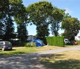 Very natural campsite in the bay of La Baule - CAMPING LES FORGES ***