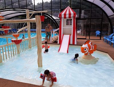 Campsite 3* Les Forges - www.campinglesforges.com - aquaplay with slide